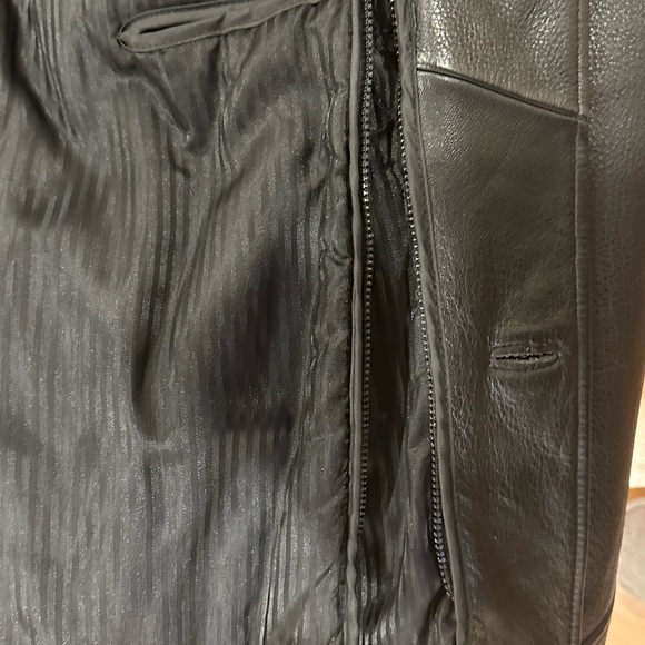 Danier Genuine Leather Jacket - Picture 12 of 16